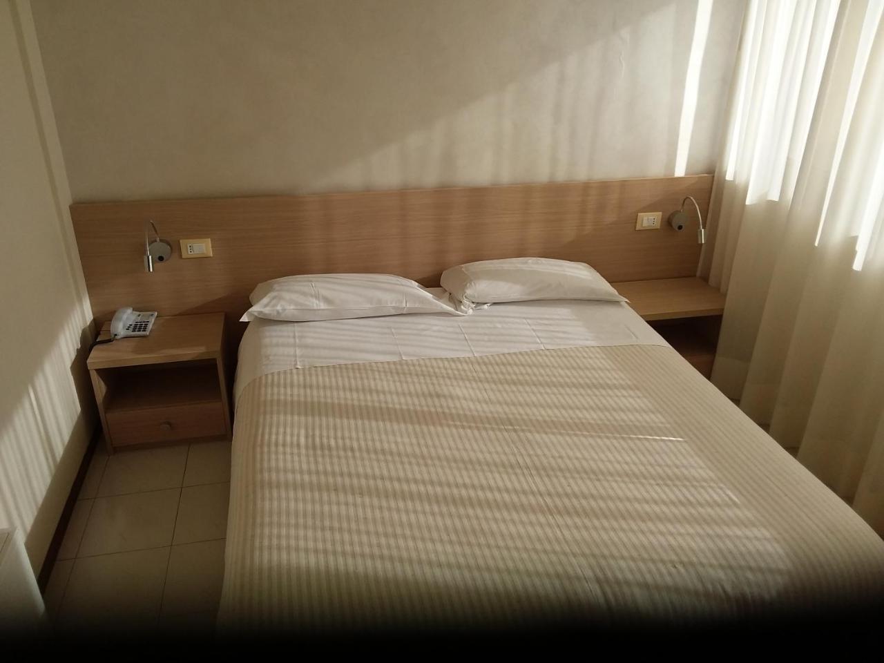 Albergo Nyers Perugia Dış mekan fotoğraf